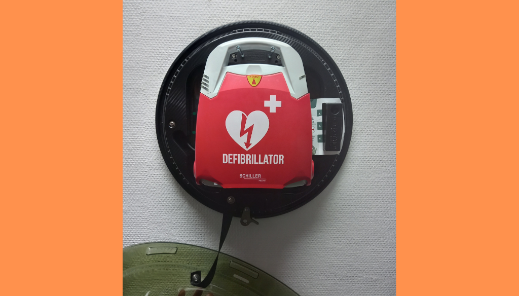 Endlich ist der Defibrillator da!!!